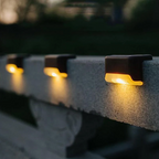 Soldriven LED-lampa