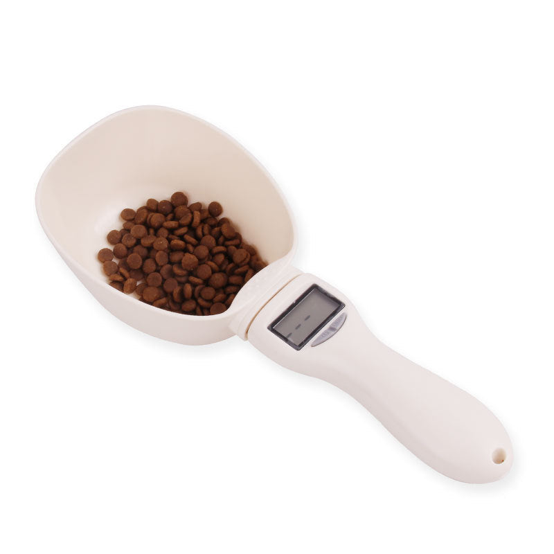 Pet food scoop with smart weighing