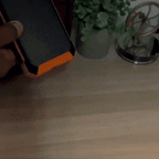 Solcells-Powerbank med dubbel laddning (USB och solcell)