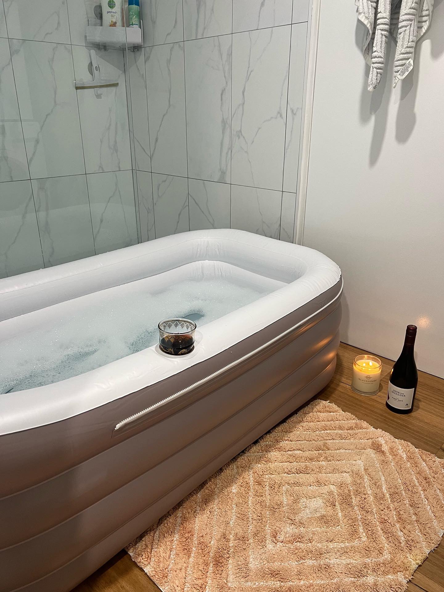 ThermaSpa – Uppblåsbart Badkar
