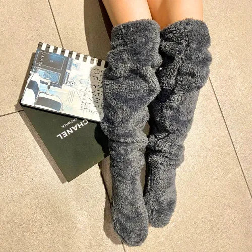 Fluffa – långa mysstrumpor i mjuk fleece
