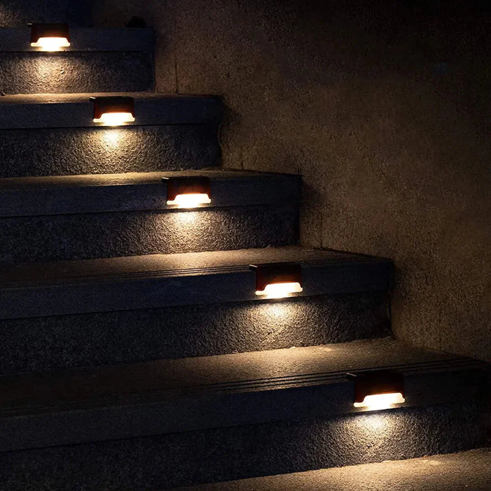 Soldriven LED-lampa